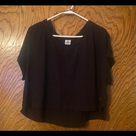 Crop Top Bundle - Picture 2 of 3